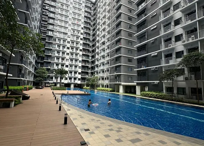 Gateway Mall Of Near Airport Apartahotel *