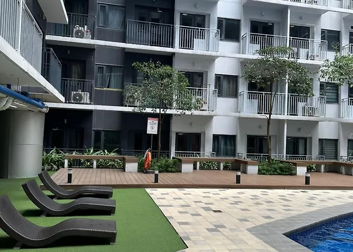 Apartahotel Gateway Mall Of Near Airport