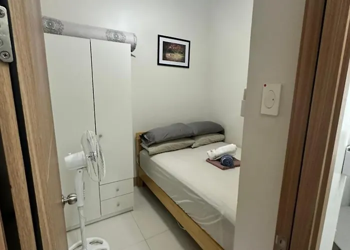 Apartahotel Gateway Mall Of Near Airport *